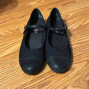 Munro American Mary Jane w/ Snakeskin Detail Walking‎ Wedge Shoes Size 8.5 Black